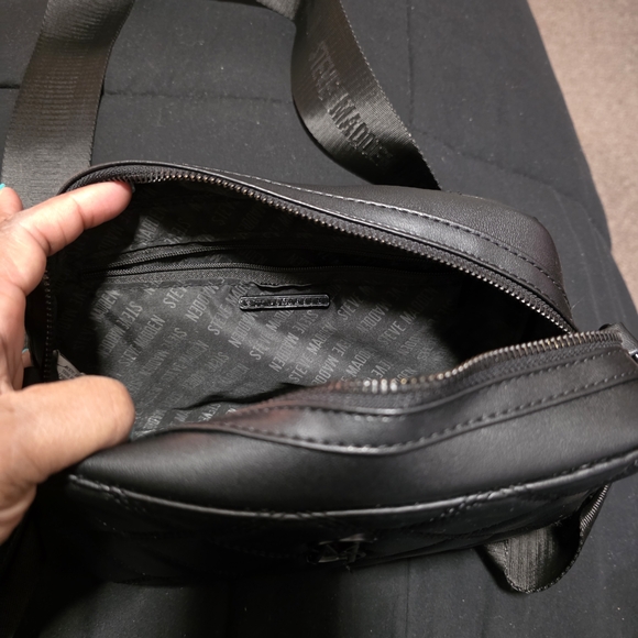 Steve Madden Quilted Black Crossbody Belt Bag - Picture 2 of 2